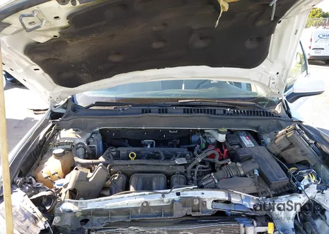 2018 Ford Fusion S z USA, uszkodzony, nr VIN 3FA6P0G72JR167542